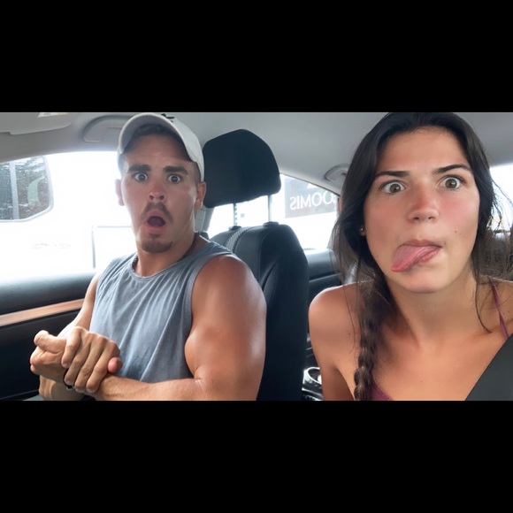 Meet your Posher, Kali - Picture 1 of 5